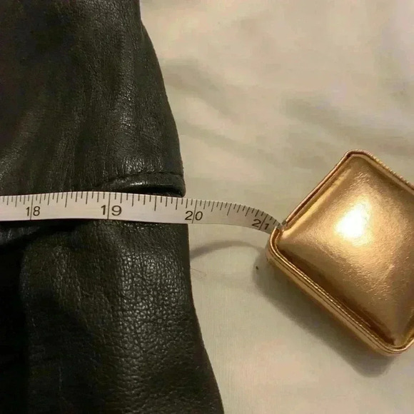 Beautiful  real vintage leather and suede midi skirt. Size 46 in European size - Picture 12 of 14